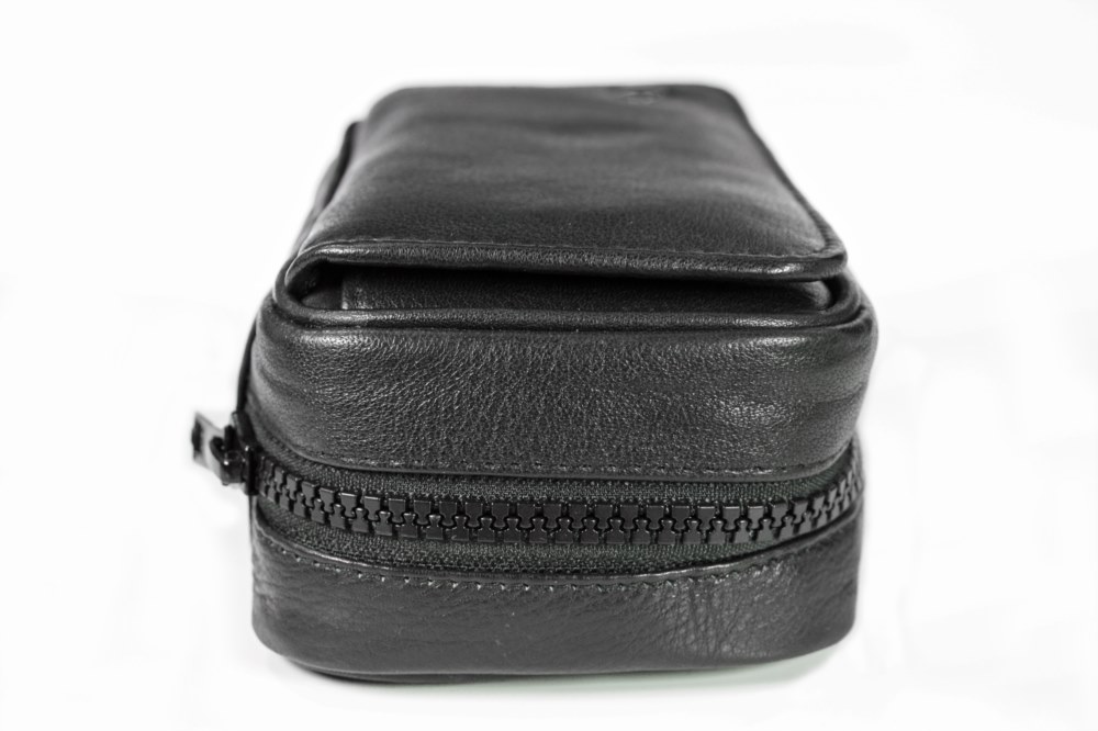 Rattray's Black Knight Pipe Bag 1