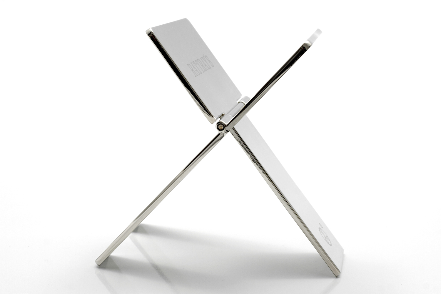 Rattray's The X Chrome Cigarstand (3x)